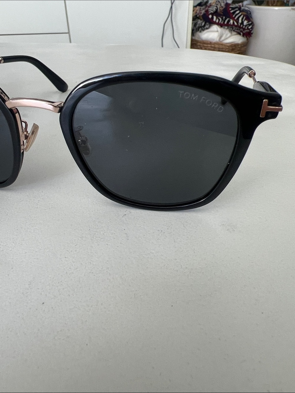 TOM FORD SUNGLASSES - Black Gold - 55m - FT1243-K 20A 55 - Picture 5 of 10